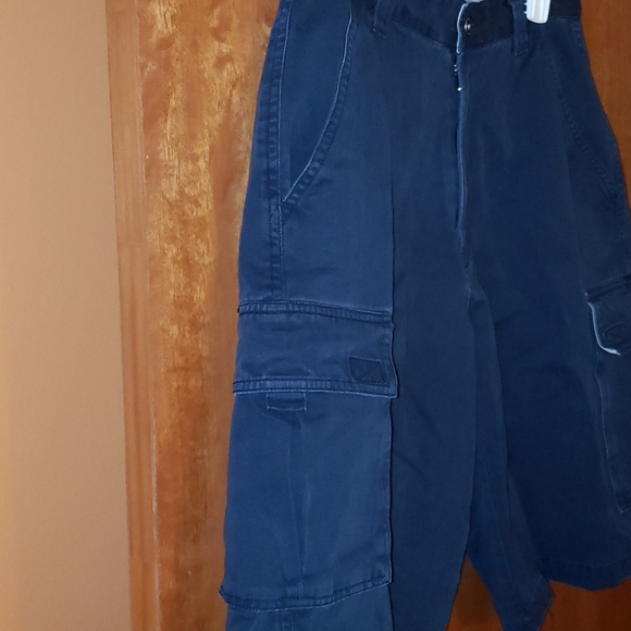 MEN'S NAVY CARGO SHORTS - Picture 3 of 7